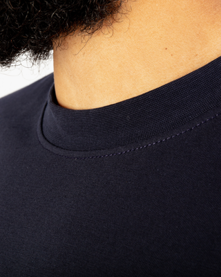 T-Shirt "Timeless" Bleu Foncé de New Heritage