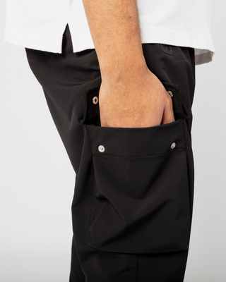 Pantalon cargo "Nomad" noir de Qaba'il