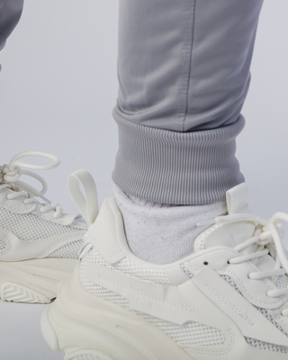 Pantalon de Jogging Gris Clair 'Comfort' de Qaba'il