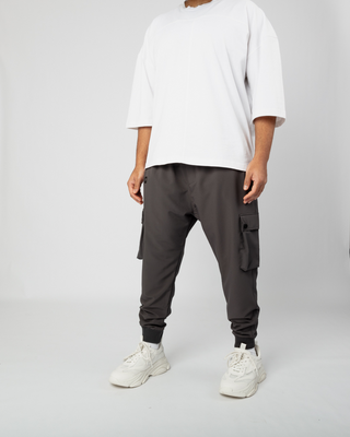 Pantalon cargo "Nomad" anthracite de Qaba'il