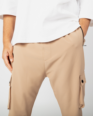 Pantalon cargo "Nomad" beige de Qaba'il