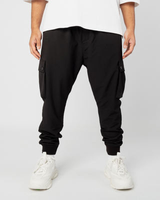 Pantalon cargo "Nomad" noir de Qaba'il