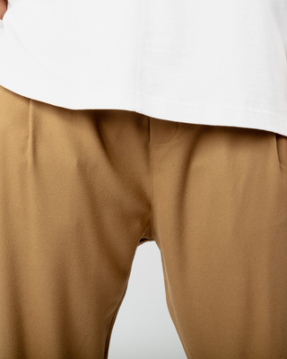 Pantalon camel "Sultan" de Qaba'il