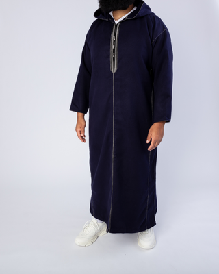 De djellaba voor mannen is een klassiek stuk in elke modecollectie